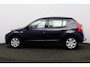 Dacia Sandero 1.2 Ambiance APK 09-2027!/ D-Riem verv: 137.000 KM!/ Airco/ Trekhaak/ Radio-CD AUX & USB/ Getint glas.