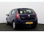 Dacia Sandero 1.2 Ambiance APK 09-2027!/ D-Riem verv: 137.000 KM!/ Airco/ Trekhaak/ Radio-CD AUX & USB/ Getint glas.