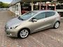 Kia Ceed Cee'd 1.6 GDI DynamicLine LEDER / trekhaak / clima / Cruise / Stoelverwarming