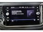 Volkswagen T-Roc 1.5 TSI Sport Business R|Stoelverwarming|Trekhaak|Parkeersensoren|