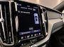 Volvo XC60 2.0 T8 PHEV 455PK AWD Plus Dark | SOH 97% | Pano | H/K Sound | Surround View | BTW