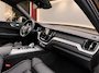 Volvo XC60 2.0 T8 PHEV 455PK AWD Plus Dark | SOH 97% | Pano | H/K Sound | Surround View | BTW