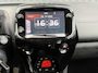 Citroën C1 1.0 VTi Shine Climate Control | Carplay | Camera | All Seasons Banden