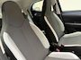 Toyota Aygo 1.0 VVT-i x-play | Cam achter | Airco | All weatherbanden | Zeer zuinig | NL Auto