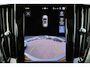 Volvo V60 B4 Essential Edition - IntelliSafe Assist - Parkeercamera achter - Parkeersensoren achter - Draadloze tel. lader - Extra getint glas - Inklapbare trekhaak - 17' LMV