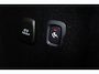 Volvo V60 B4 Essential Edition - IntelliSafe Assist - Parkeercamera achter - Parkeersensoren achter - Draadloze tel. lader - Extra getint glas - Inklapbare trekhaak - 17' LMV