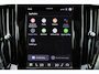 Volvo V60 B4 Essential Edition - IntelliSafe Assist - Parkeercamera achter - Parkeersensoren achter - Draadloze tel. lader - Extra getint glas - Inklapbare trekhaak - 17' LMV