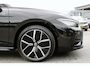 Volkswagen Passat Variant 1.5 eHybrid 272pk DSG R-Line Black Style / Panorama dak / Leder / Head up / Harman Kardon / IQ LED / 19 inch / Wegkl trekhaak / Garantie tot 11-09-2030 // 100.000km / VW
