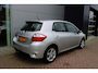 Toyota Auris 1.8 Full Hybrid Aspiration Automaat Airco Navi Trekhaak Dealer onderhouden