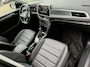 Volkswagen T-Roc 1.5 TSI 150pk Automaat / Panoramadak / Leder / IQ Light / Camera