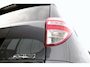 Toyota RAV4 2.0 VVTi Dynamic 2WD | Cruise control | climate control met 2 gescheiden klimaatzones | lichtsensor (automatische verlichting) | auto