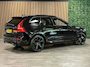 Volvo XC60 T8 AWD Recharge Ultra Black Edition | Luchtvering | Trekhaak | 360° Camera | 455pk | Head-Up Display | Adaptieve Cruise Control | Stoelverwarming voor+achter | Stuurwielverwarming | Schuifdak | Full LED Meesturende koplampen | Pilot Assist | BLIS Dode Hoek Detectie | Elektrische voorstoelen geheugen | R-Design Contour stoelen met wit stiksel en bies | Zitting verlenging voorstoelen | Lederen dashboard | 21 Inch | Google Infotainment | Keyless Drive | Elektrisch bedienbare achterklep | DAB Radio | Apple Carplay/Android Auto | Alarm Klasse III | Draadloos telefoon opladen | Volvo On Call met mobiele App functie | Onyx Black Metallic |