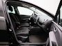Renault Clio 0.9 TCe 90Pk Limited | Navigatie | Parkeersensoren Achter | Lichtmetalen Velgen | Airco | Cruise Control & Snelheidsbegrenzer | Elektrische Ramen Voor | Bluetooth Telefoon Voorbereiding |