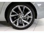 Skoda Superb Combi 1.5 TSI ACT Sportline | Trekhaak | Carplay Android Auto | Adaptieve cruise | Memory | Matrix LED | Stuur & stoelverwarming | 19"Lichtmetaal |