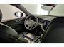 Volvo XC60 2.0 T6 Plug-in LongRange AWD Ultimate Dark / NL Auto / Panoramadak / Trekhaak / Leder-sport / Pdc+Camera / Stoel-Stuurverwarming /