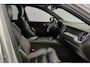Volvo XC60 2.0 T6 Plug-in LongRange AWD Ultimate Dark / NL Auto / Panoramadak / Trekhaak / Leder-sport / Pdc+Camera / Stoel-Stuurverwarming /