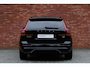Volvo XC60 2.0 T8 Plug-in hybrid AWD Ultra Black Edition | Luchtvering | Panoramisch schuif-/ kanteldak | 360 graden camera | Harman Kardon | Geventileerde voorstoelen | Massagefunctie op de voorstoelen | Extra getint glas | 21 inch. lichtmetalen velgen | Volvo Guard Alarm | Stoel-/ stuurwielverwarming | Pilot assist | BLIS | Apple carplay/ Android auto
