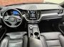 Volvo XC60 2.0 T8 Plug-in hybrid AWD Ultra Black Edition | Luchtvering | Panoramisch schuif-/ kanteldak | 360 graden camera | Harman Kardon | Geventileerde voorstoelen | Massagefunctie op de voorstoelen | Extra getint glas | 21 inch. lichtmetalen velgen | Volvo Guard Alarm | Stoel-/ stuurwielverwarming | Pilot assist | BLIS | Apple carplay/ Android auto