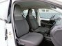Volkswagen Up! 1.0 60pk , Cruisecontrol , Navigatie, Camera , Maps & More , Parkeersensoren. DAB+ , Smartphone integratie, etc .