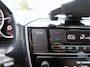 Volkswagen Up! 1.0 60pk , Cruisecontrol , Navigatie, Camera , Maps & More , Parkeersensoren. DAB+ , Smartphone integratie, etc .