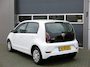 Volkswagen Up! 1.0 60pk , Cruisecontrol , Navigatie, Camera , Maps & More , Parkeersensoren. DAB+ , Smartphone integratie, etc .