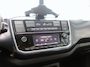 Volkswagen Up! 1.0 60pk , Cruisecontrol , Navigatie, Camera , Maps & More , Parkeersensoren. DAB+ , Smartphone integratie, etc .