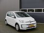 Volkswagen Up! 1.0 60pk , Cruisecontrol , Navigatie, Camera , Maps & More , Parkeersensoren. DAB+ , Smartphone integratie, etc .