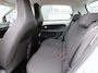 Volkswagen Up! 1.0 60pk , Cruisecontrol , Navigatie, Camera , Maps & More , Parkeersensoren. DAB+ , Smartphone integratie, etc .