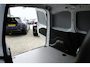 Toyota PROACE CITY Electric 10th Anniversary Automaat | 10th Anniversary badge in het interieur | 10th Anniversary graphics op de voorschermen | Achteruitrijcamera (180°) met Visio Park & Flank guard | Bijrijderstoel of