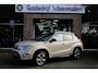 Suzuki Vitara 1.6 High Executive CAMERA TREKHAAK-AFNEEMBAAR LEER/ALCANTARA PANO ALL-SEASONS DEALER-ONDERHOUDEN STOELVERWARMING DUO-TONE NAVI NAP CRUISE 17"LMV CLIMA 2xPDC 2xKEYLESS