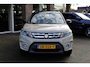 Suzuki Vitara 1.6 High Executive CAMERA TREKHAAK-AFNEEMBAAR LEER/ALCANTARA PANO ALL-SEASONS DEALER-ONDERHOUDEN STOELVERWARMING DUO-TONE NAVI NAP CRUISE 17"LMV CLIMA 2xPDC 2xKEYLESS