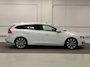 Volvo V60 2.4 D6 AWD Plug-In Hybrid Summum Trekhaak Leder Schuifdak 19" LM velgen Navigatie