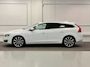 Volvo V60 2.4 D6 AWD Plug-In Hybrid Summum Trekhaak Leder Schuifdak 19" LM velgen Navigatie