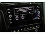 Volkswagen Golf 1.0 TSI 110pk H6 Comfortline Trekhaak Camera Navigatie Adaptive Cruise Stoelverwarming