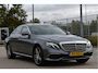 Mercedes-Benz E-klasse 200 Ambition Exclusive Technologie | NL-Auto | 2e eigenaar | Nieuwstaat | Zeer vol | HUD | Memorystoelen | Stoelventilatie | Camera | Pano.dak | Full LED