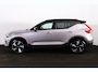 Volvo EX40 Extended Range Ultra 82 kWh - Panorama/schuifdak - IntelliSafe Assist & Surround - 360º Camera - Harman/Kardon audio - Verwarmde voorstoelen, stuur & achterbank - Parkeersensoren voor & achter - Elektr. bedienb. voorstoelen met geheugen links - Draadloze tel. lader - Warmtepomp - Extra getint glas - Inklapbare trekhaak - 19' LMV