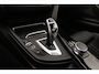 BMW 3-Serie Gran Turismo 320i Executive Edition | Sport Line | Panoramadak | Cruise control adaptief | M-sportstuur | Stoelverwarming | Sportstoelen | Navigatie Professional | PDC