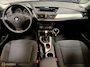 BMW X1 sDrive18i AUTOMAAT / CLIMA / CRUISE / STOELVERW. / TR.HAAK / RIJKLAAR / NIEUWE APK