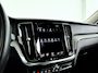 Volvo V60 T6 Recharge AWD Inscription | Parkeercamera | Harman Kardon | Stoel- en Stuurverwarming | Trekhaak