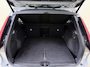 Volvo XC40 B4 Plus Dark | Panoramadak | Trekhaak | Harman/Kardon |