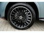 Mercedes-Benz GLC Coupe 300e 4MATIC AMG Line | 313 PK | AMG Line | Panoramadak | 360° Camera | Mercedes-Benz GLC 300e 4MATIC AMG Line met 313 PK, een 2.0-liter viercilinder turbobenzinemotor met plug-in hybride aandrijving en automatische transmissie. Uitgerust met sportieve AMG-stylin