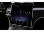 Mercedes-Benz GLC Coupe 300e 4MATIC AMG Line | 313 PK | AMG Line | Panoramadak | 360° Camera | Mercedes-Benz GLC 300e 4MATIC AMG Line met 313 PK, een 2.0-liter viercilinder turbobenzinemotor met plug-in hybride aandrijving en automatische transmissie. Uitgerust met sportieve AMG-stylin