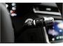Land Rover Range Rover Velar 2.0 P400 R-Dynamic | Panorama | Trekhaak | Meridian