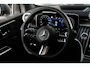 Mercedes-Benz GLC 300e 4MATIC AMG Line | 313 PK | AMG Line | Panoramadak | 360° Camera | Burmester | Mercedes-Benz GLC 300e 4MATIC AMG Line met 313 PK, een 2.0-liter viercilinder turbobenzinemotor met plug-in hybride aandrijving en automatische transmissie. Uitgerust met sportieve AMG-stylin
