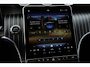 Mercedes-Benz GLC 300e 4MATIC AMG Line | 313 PK | AMG Line | Panoramadak | 360° Camera | Burmester | Mercedes-Benz GLC 300e 4MATIC AMG Line met 313 PK, een 2.0-liter viercilinder turbobenzinemotor met plug-in hybride aandrijving en automatische transmissie. Uitgerust met sportieve AMG-stylin