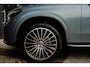 Mercedes-Benz GLC 300e 4MATIC AMG Line | 313 PK | AMG Line | Panoramadak | 360° Camera | Burmester | Mercedes-Benz GLC 300e 4MATIC AMG Line met 313 PK, een 2.0-liter viercilinder turbobenzinemotor met plug-in hybride aandrijving en automatische transmissie. Uitgerust met sportieve AMG-stylin