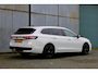 Volkswagen Passat Variant 1.5 eHybrid R-Line Edition | Panodak | Zwenkbare Trekhaak | Camera | Navi | ACC | Massage |