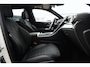 Mercedes-Benz GLC 300e 4MATIC AMG Line | 313 PK | AMG Line | Panoramadak | 360° Camera | Mercedes-Benz GLC 300e 4MATIC AMG Line met 313 PK, een 2.0-liter viercilinder turbobenzinemotor met plug-in hybride aandrijving en automatische transmissie. Uitgerust met sportieve AMG-stylin