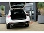 Mercedes-Benz GLC 300e 4MATIC AMG Line | 313 PK | AMG Line | Panoramadak | 360° Camera | Mercedes-Benz GLC 300e 4MATIC AMG Line met 313 PK, een 2.0-liter viercilinder turbobenzinemotor met plug-in hybride aandrijving en automatische transmissie. Uitgerust met sportieve AMG-stylin