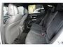 Mercedes-Benz GLC 300e 4MATIC AMG Line | 313 PK | AMG Line | Panoramadak | 360° Camera | Mercedes-Benz GLC 300e 4MATIC AMG Line met 313 PK, een 2.0-liter viercilinder turbobenzinemotor met plug-in hybride aandrijving en automatische transmissie. Uitgerust met sportieve AMG-stylin